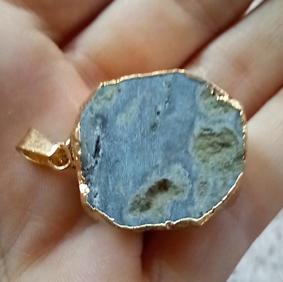 Natural amethyst chunk pendant! OOAK stone for necklace - Picture 2 of 6